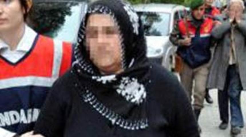 Kızlarını fuhuşa teşvik eden anneye hapis!