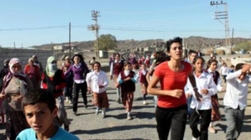 PKK Iğdır'da 6 &ouml;ğretmen ka&ccedil;ırdı