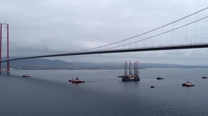 Bakanlık duyurdu! Çanakkale Boğazı tek yönlü trafiğe kapatıldı
