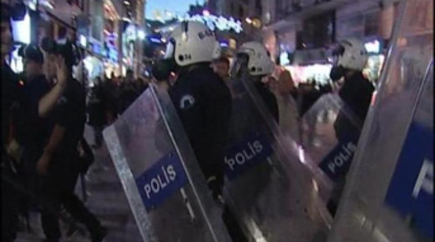 İstiklal'de molotoflu saldırı!