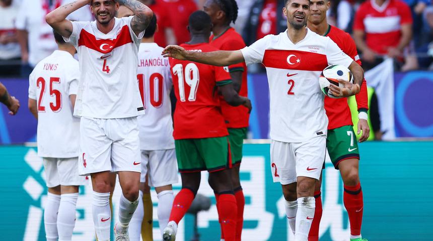 Milliler Portekiz'e farklı mağlup oldu, şansını son maça taşıdı! Grupta işler karıştı...