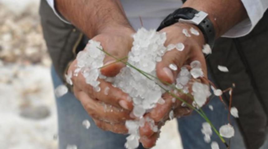 Antalya'da dolu şoku!