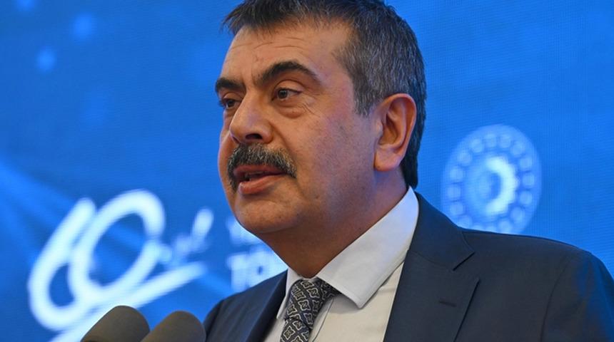 Bakan Tekin'den devamsızlık açıklaması! Esneklik olacak mı? 'Doğru bulmuyorum' deyip yanıtladı