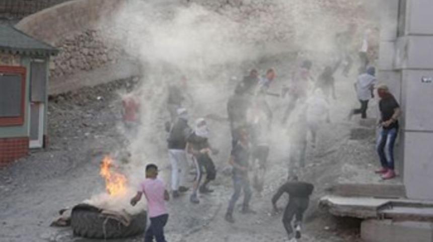 Hakkari savaş alanına d&ouml;nd&uuml;!