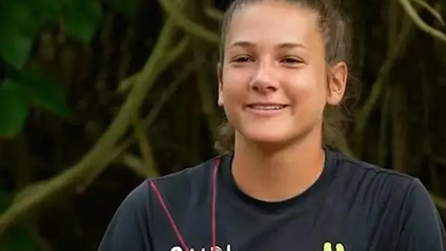 Survivor şampiyonu Nisa Bölükbaşı fenomen isimle nişanlandı! Ne kadar sade