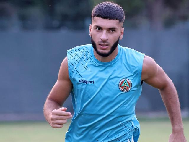 Galatasaray'da Batshuayi'nin ardından bir transfer daha!