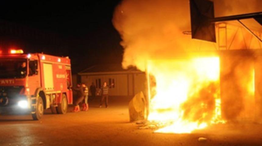 Prefabrik okula molotof