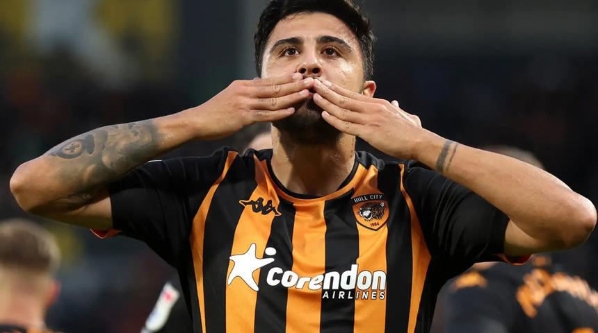 Trabzonspor, 5 oyuncuyu aynı anda açıkladı! Ozan Tufan ve Nwakaeme Türk futboluna geri döndü