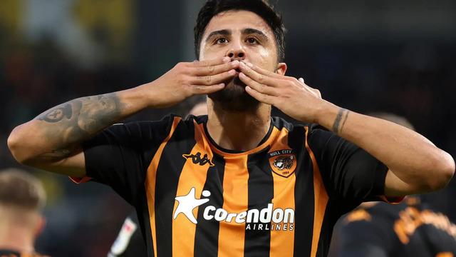 Trabzonspor, 5 oyuncuyu aynı anda açıkladı! Ozan Tufan ve Nwakaeme Türk futboluna geri döndü