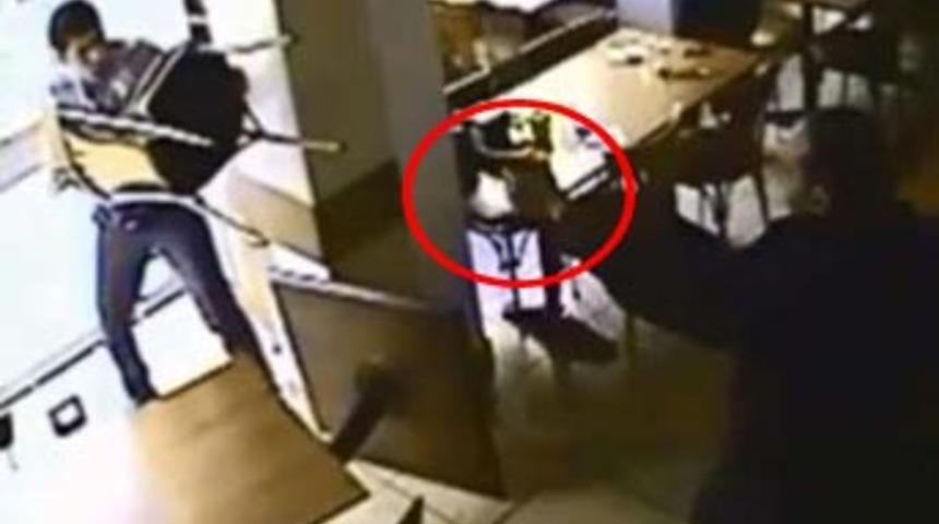 Cinayet anı kamerada