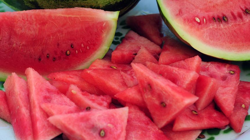 Yaz aylarının vazgeçilmez meyvesi: Kararında tüketildiğinde tansiyonu dengeliyor