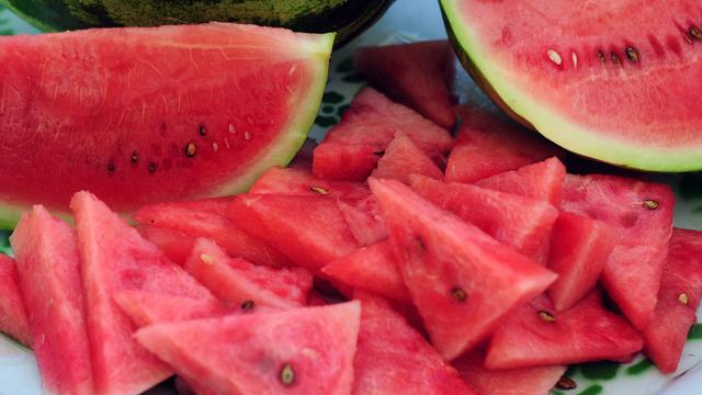 Yaz aylarının vazgeçilmez meyvesi: Kararında tüketildiğinde tansiyonu dengeliyor