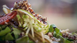 Kinoa salatası tarifi: Kinoa salatası nasıl yapılır?