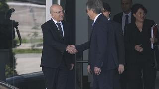 Mehmet Şimşek'e kritik ziyaret sonrası ilk açıklama! 'Kırmızı dosya' merak uyandırdı, görüşmenin süresi dikkat çekti