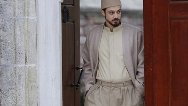 Kızıl Goncalar ne zaman sete çıkacak? Cüneyd Efendi diziden ayrılıyor mu?