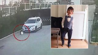 Çok acı olay! Sitenin bahçesinde oynuyordu... Otoparktan çıkan aracın altında kaldı! Emniyet müdürü yakınlarını sakinleştirmeye çalıştı