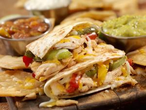 Tavuklu Quesadilla tarifi: Tavuklu Quesadilla nasıl yapılır?