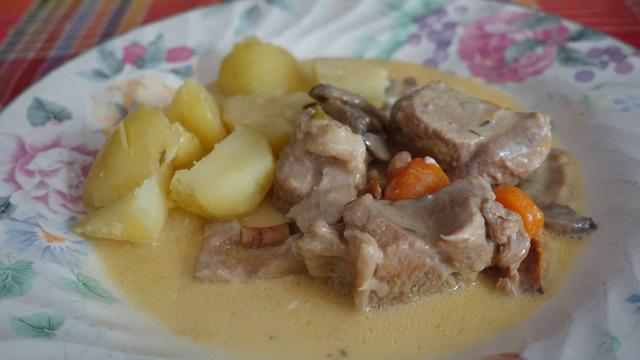 Et yahni tarifi: Et yahni nasıl yapılır?