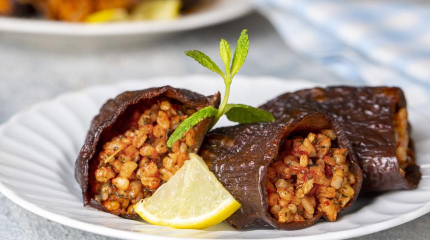 Zeytinyağlı patlıcan dolması tarifi: Zeytinyağlı patlıcan dolması nasıl yapılır?