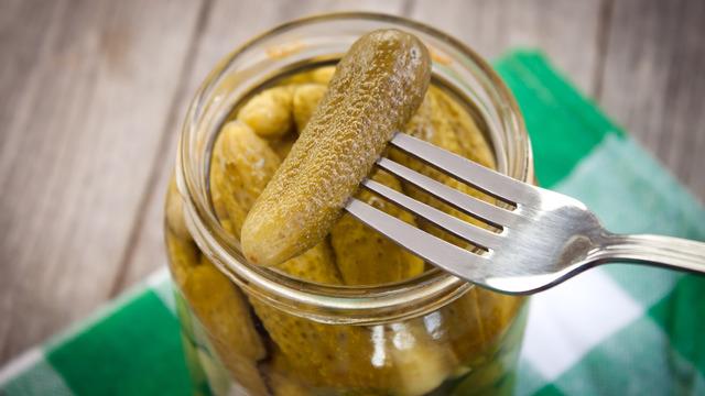 Kornişon turşu tarifi: Evde kornişon turşu nasıl yapılır?