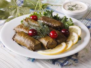 Vişneli yaprak sarma tarifi: Vişneli yaprak sarma nasıl yapılır?