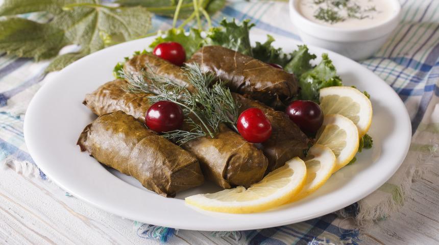 Vişneli yaprak sarma tarifi: Vişneli yaprak sarma nasıl yapılır?