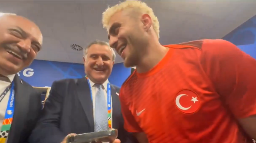 Cumhurbaşkanı Recep Tayyip Erdoğan'dan galibiyet sonrası Barış Alper Yılmaz'a özel tebrikte bulunurken maçın hakemini eleştirdi!