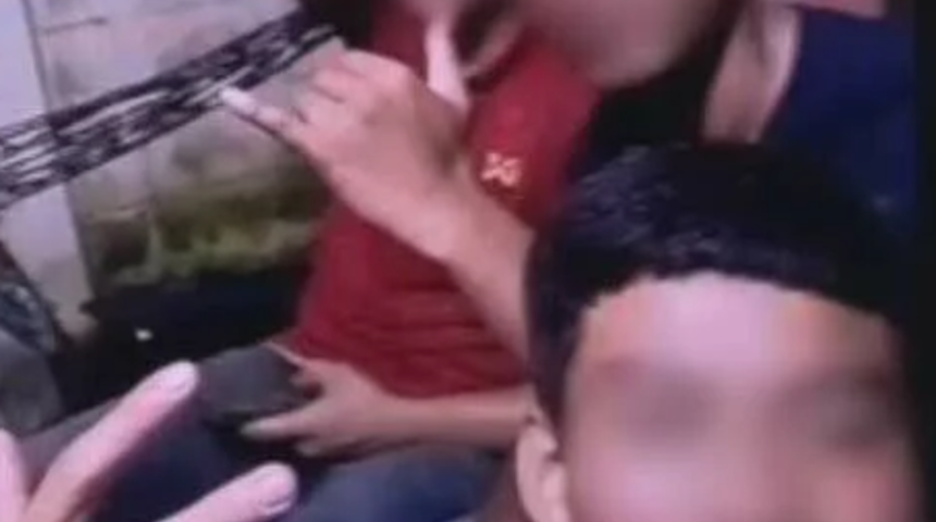 Mide bulandıran olay! Dört erkek sokakta gördükleri kadını zorla eve sürükledi... Cinsel saldırıdan tek bir hareketle kurtuldu