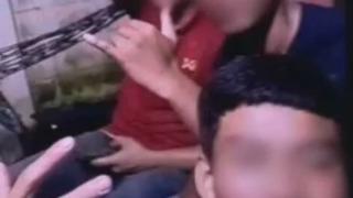 Mide bulandıran olay! Dört erkek sokakta gördükleri kadını zorla eve sürükledi... Cinsel saldırıdan tek bir hareketle kurtuldu