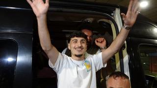 Trabzonspor yeni transferi Cihan Çanak'a kavuştu! 'Şampiyon olmak istiyorum'