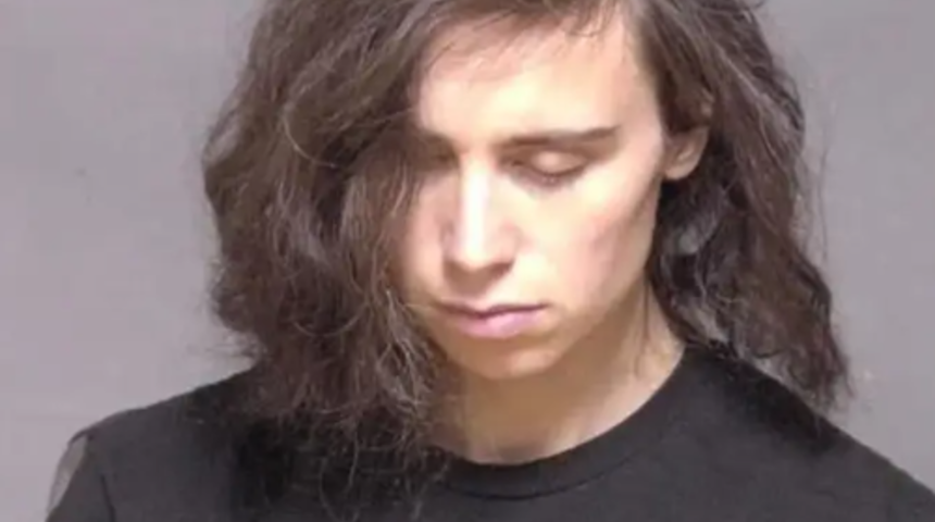 Eski sevgilisini öldürüp cansız bedenini arka koltuğa koydu! Arabasıyla kaza yapınca cinayet detayı da ortaya çıktı