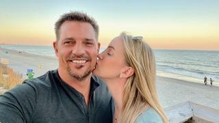 Aralarındaki 20 yıllık yaş farkı çok konuşuldu! Yaş sadece bir sayı diyerek ilişkilerini savundular