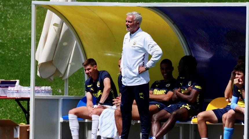 Mourinho ilk sınavına çıktı! Fenerbahçe hazırlık maçında geri dönmeyi bildi 