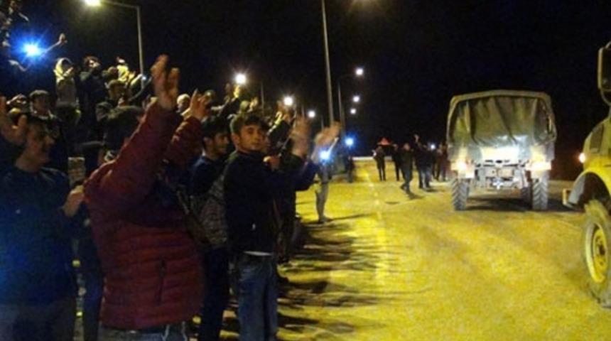 T&uuml;rk halkından Mehmet&ccedil;ik'e sevgi g&ouml;sterisi