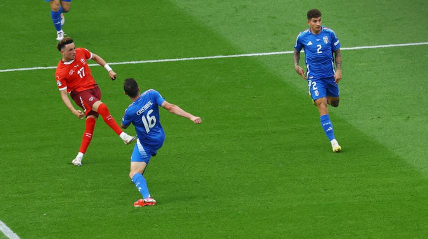 Son şampiyon İtalya elendi! İlk çeyrek finalist İsviçre