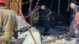 Yer: İstanbul! Kontrolden çıkan otomobil gece kulübüne daldı