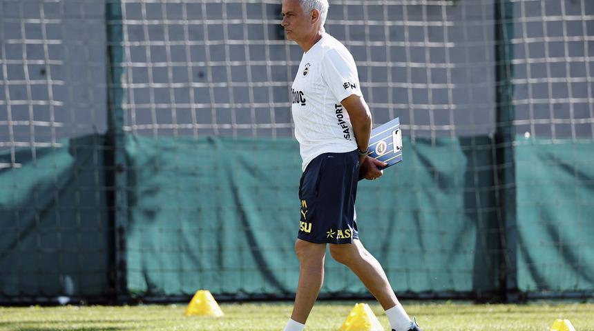  Mourinho'dan kamp raporu! 5 oyuncu gözüne girdi, 3 futbolcu yolcu