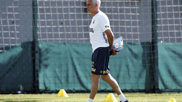  Mourinho'dan kamp raporu! 5 oyuncu gözüne girdi, 3 futbolcu yolcu