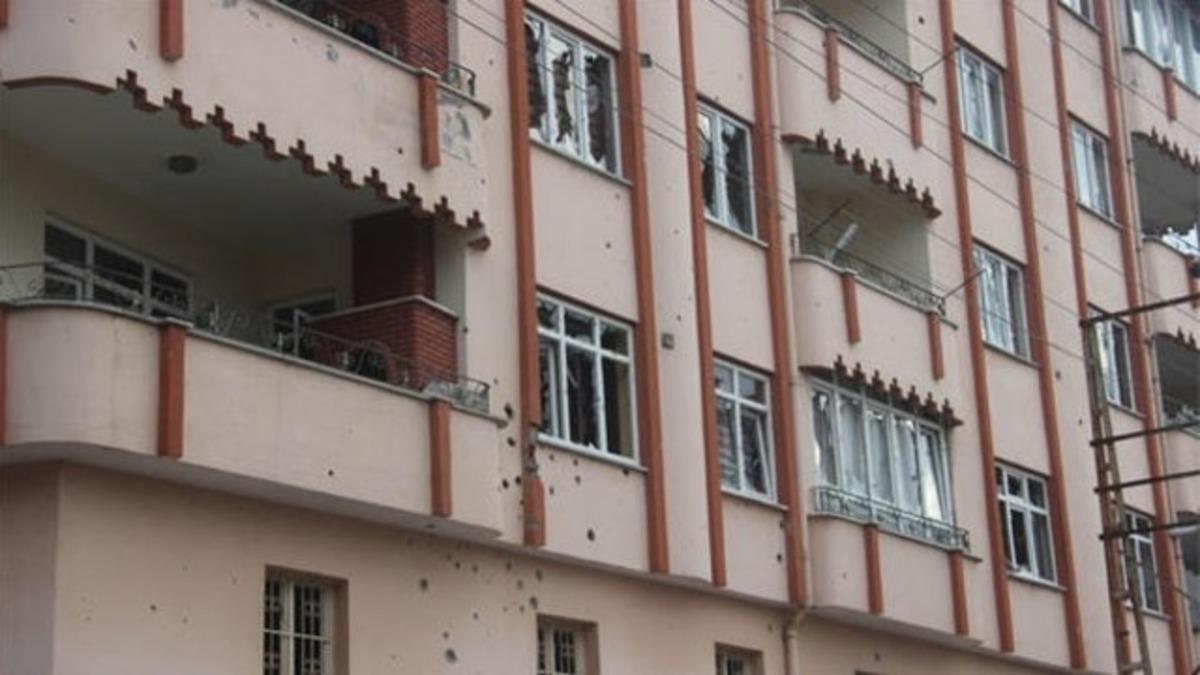 Roketlerin oluşturduğu tahribat g&uuml;n ağarınca ortaya &ccedil;ıktı 