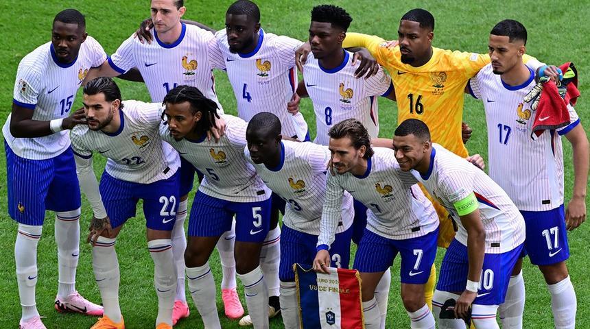 Doğal favori Fransa, Belçika'yı son dakikada attığı golle mağlup ederek çeyrek finale yükseldi!