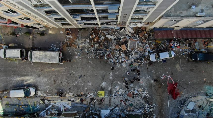 5 kişi hayatını kaybetmişti! İzmir'de tüpün bomba gibi patladığı iş yeri ruhsatsız çıktı: 2 kişi tutuklandı