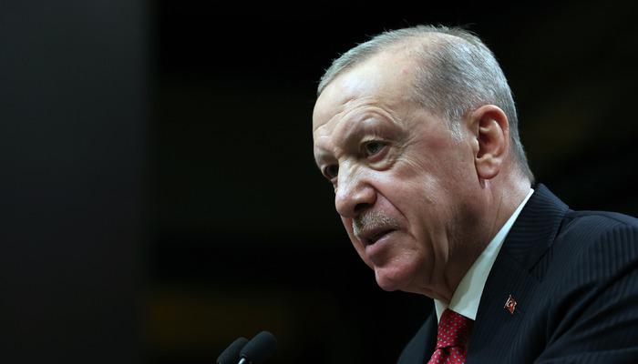 Cumhurbaşkanı Erdoğan'dan net mesaj: 'Bayrağımıza ve ülkemize sığınan mazlumlara uzanan elleri kırmasını biliriz'