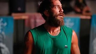 Survivor Şampiyonu Ogeday sevgilisiyle keyifte! Yeni imajıyla dikkat çekti