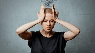 Derealizasyon nedir, nasıl geçer? Derealizasyon belirtileri ve tedavisi