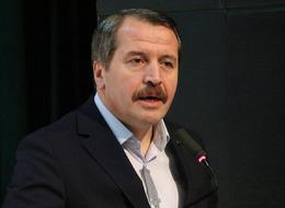 Memur zammı sonrası 4 madde sıraladı: Memur-Sen Başkanı Ali Yalçın’dan ek gösterge ve kalıcı toplu sözleşme çağrısı! CHP’nin AYM’ye iptal ettirdiği o kararı anımsattı