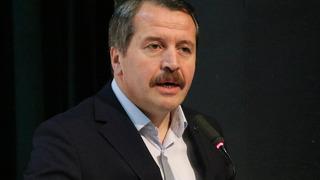 Memur zammı sonrası 4 madde sıraladı: Memur-Sen Başkanı Ali Yalçın’dan ek gösterge ve kalıcı toplu sözleşme çağrısı! CHP’nin AYM’ye iptal ettirdiği o kararı anımsattı