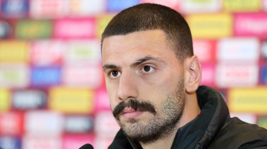 Gençlik ve Spor Bakanı Osman Aşkın Bak'tan Merih Demiral'a destek paylaşımı!