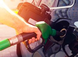 SON DAKİKA: Benzin ve motorin ÖTV zammı saatler sonra tabelaya yansıdı! Tarihte ilk kez, 44 liradan başladı 46 lirayı bile aştı: İşte 3 Temmuz 2024 güncel akaryakıt fiyatları…