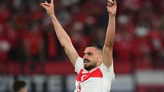 Merih Demiral'ı hedef alan açıklamaya tepki yağıyor! UEFA'nın kararı da tartışma yarattı: Kendi ülkelerine baksınlar