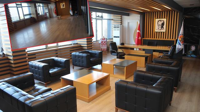 Belediye başkanı odası haczedildi! Masa, sandalye ve kliması bile gitti